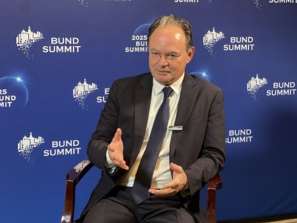 天牛宝 欧债危机有哪些痛的领悟？如何应对全球变局？对话希腊前财长